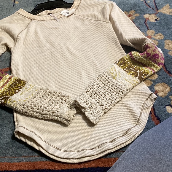 Free People top in small - Picture 4 of 4